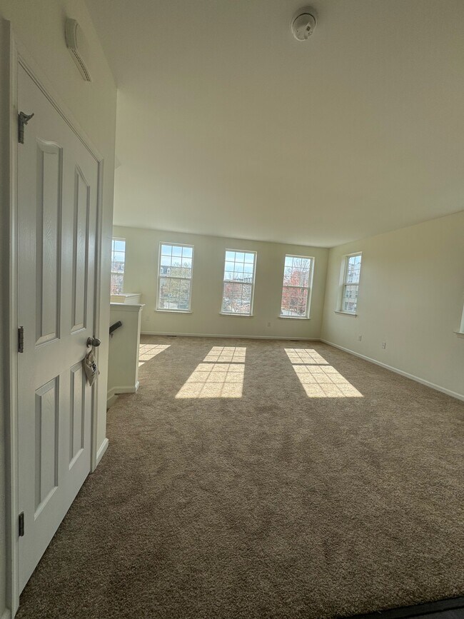 Foto del edificio - 1 Creekside Wy