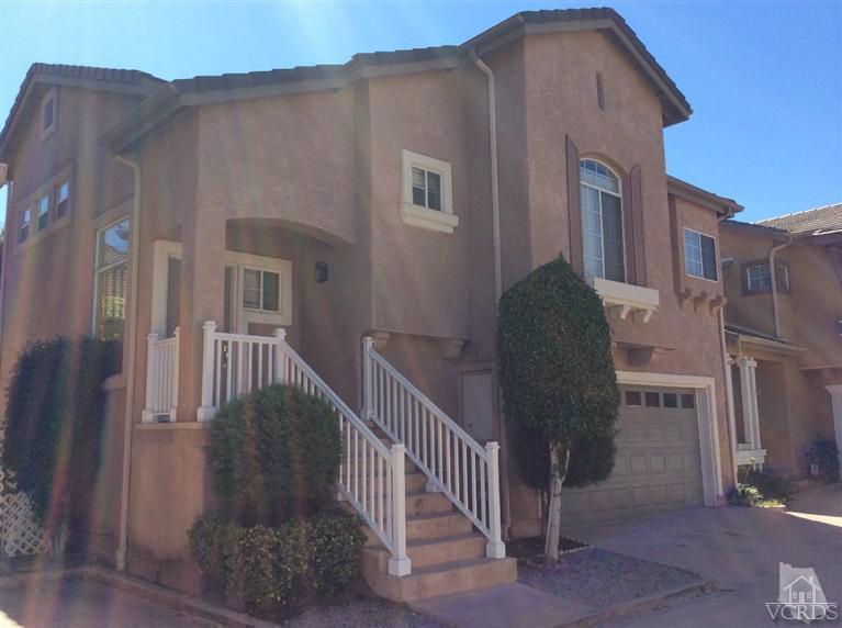 Foto principal - West Simi Valley Home in Gated Community