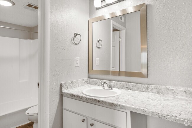 3BR, 2BA - 1420SF - Primary Bathroom - High Pointe