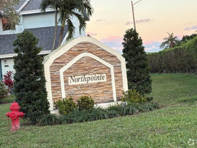 Building Photo - 5855 Northpointe Ln