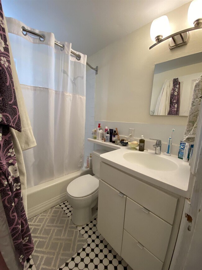 Foto del edificio - 371 Harvard St