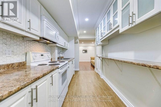 Building Photo - 651 Snider Terrace