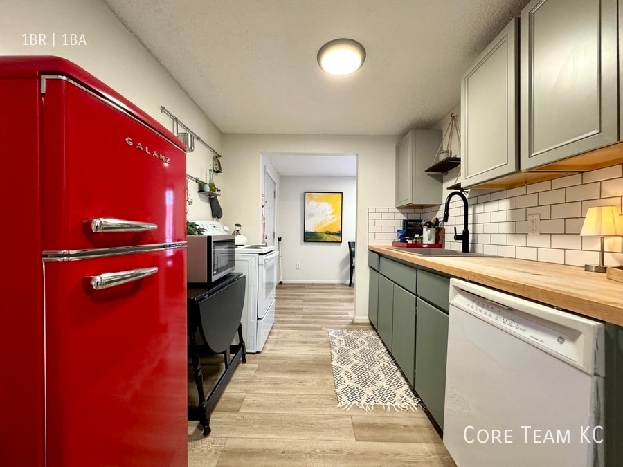 1 Bedroom Apartment in beautiful West Plaz... Apartment for Rent in