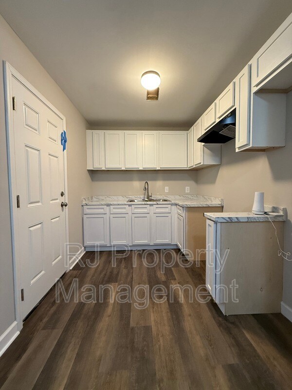 Foto del edificio - 3312 Alta Rd