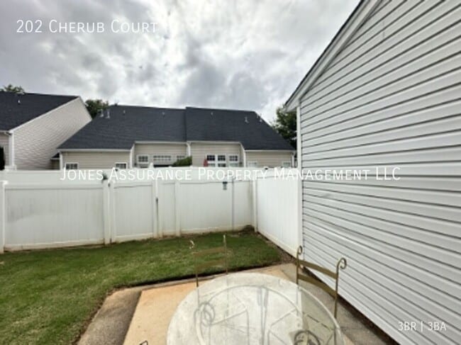 Building Photo - 202 Cherub Ct