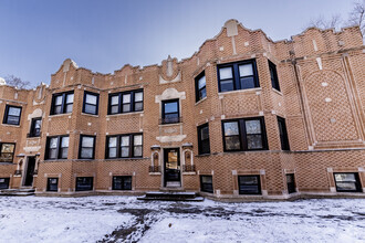 Building Photo - 4425 W School St