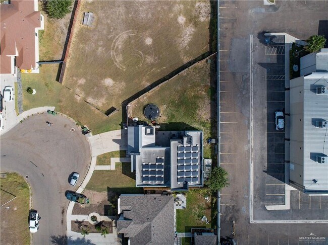 Building Photo - 948 Margarita Ln