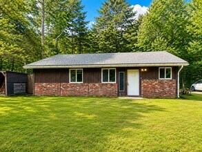 Building Photo - 115 Lillibridge Ave