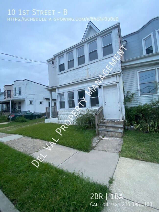 Building Photo - 10 1st St