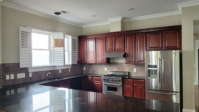 Foto del edificio - 6570 Eli Davis Rd