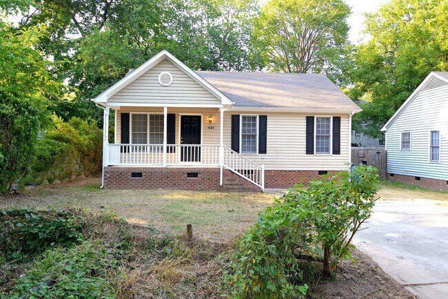 Building Photo - Cozy Ranch Style Home In Downtown Raleigh!