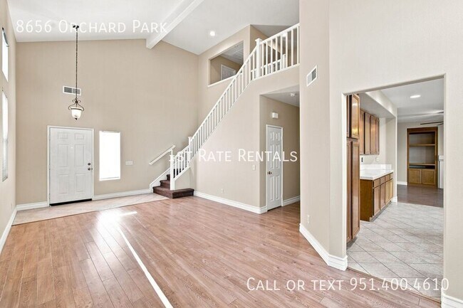 Foto del edificio - 8656 Orchard Park Dr