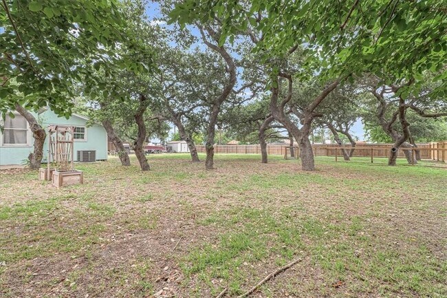 Foto del edificio - 1135 S Rife St