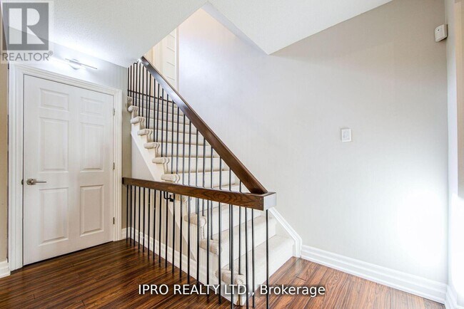 Building Photo - 4193 Powderhorn Crescent