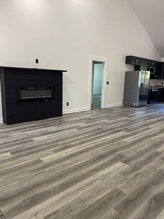 Foto del edificio - 1395 Willow Creek Ln