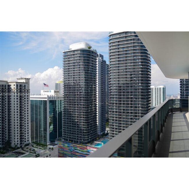 Foto del edificio - 1000 Brickell Plz