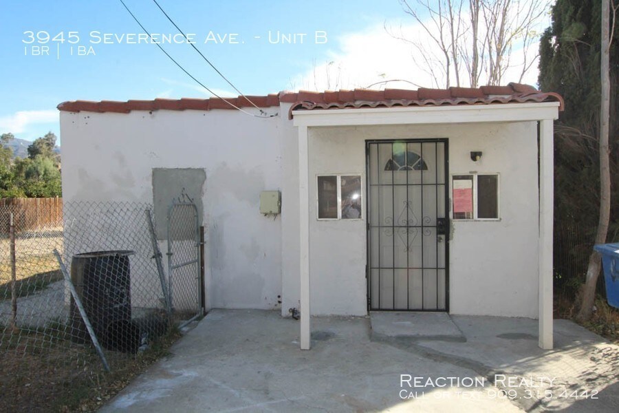 3945 Severance Ave Unit B, San Bernardino, CA 92405 Room for Rent in
