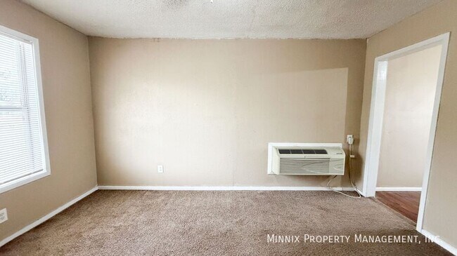 Foto del edificio - 310 E Lynn St