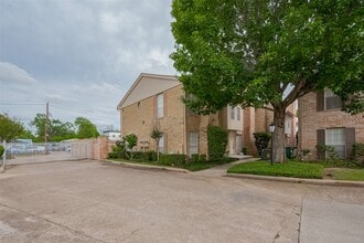 Building Photo - 3100 Jeanetta St Building Photo - 3100 Jeanetta St