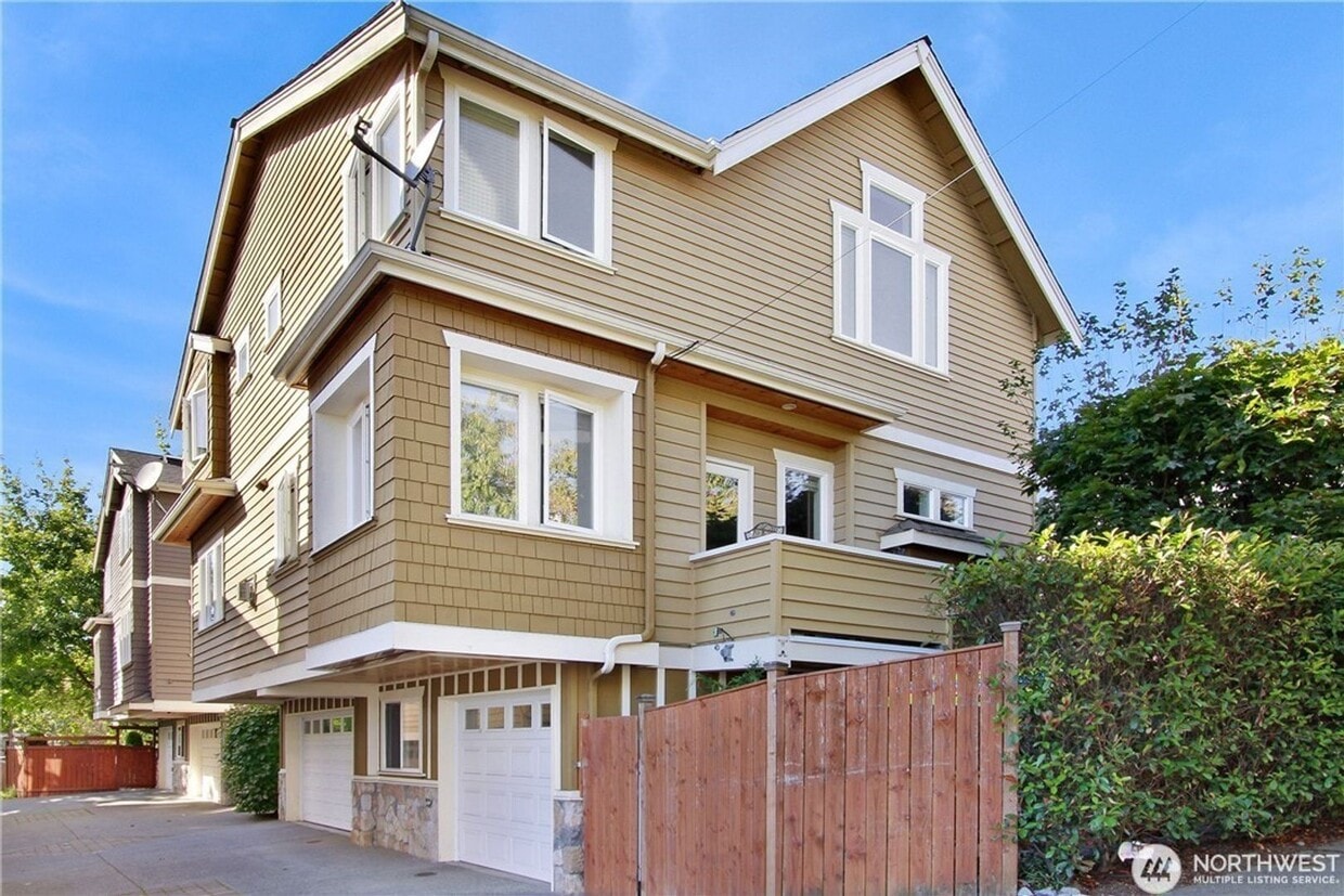 3bd/2ba Seattle Townhome - 3bd/2ba Seattle Townhome
