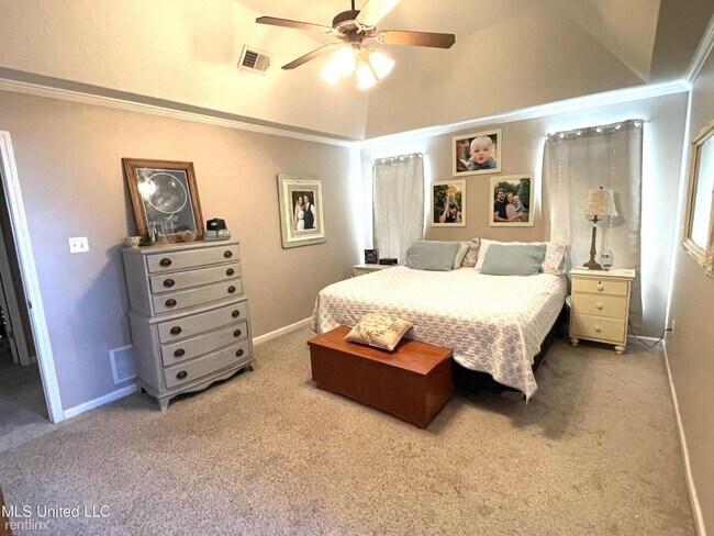 Building Photo - 3 br, 2 bath House - 5861 Tommy Joe Dr