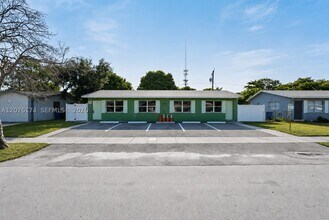 Building Photo - 2140 NW 21st Terrace
