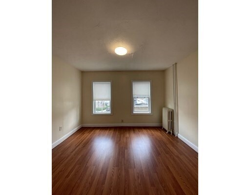 Building Photo - 27 Harvard St