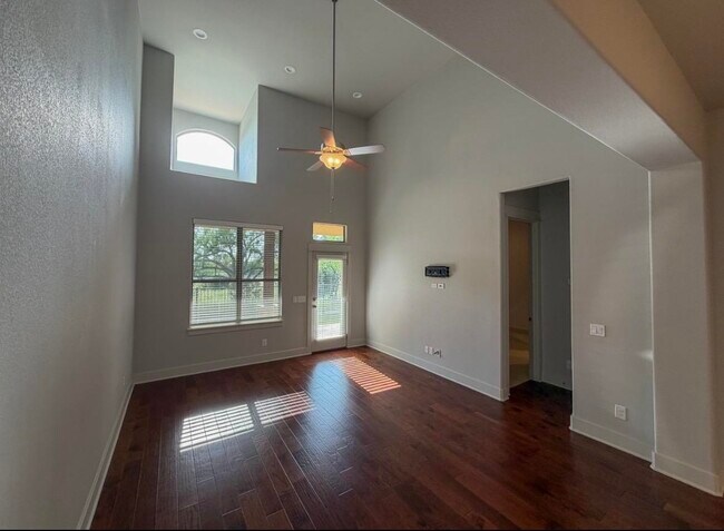 Foto del edificio - 108 Tuscan Dr