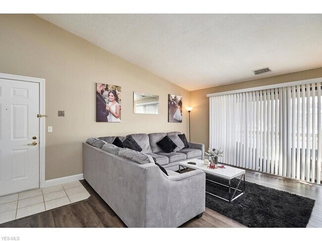 Foto del edificio - 3800 Rosemont Blvd