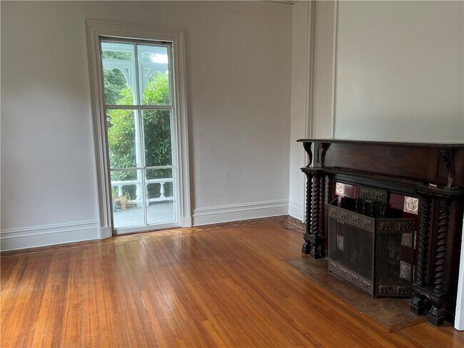 Building Photo - 74 Ayrault St