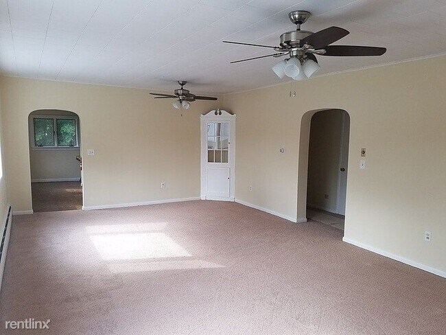 Building Photo - 6 br, 2 bath House - 44 South Lincoln Aven...