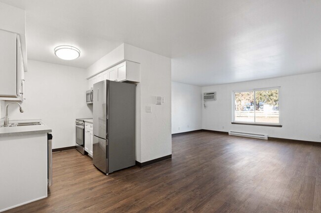 Foto del edificio - Hillcrest Apartments