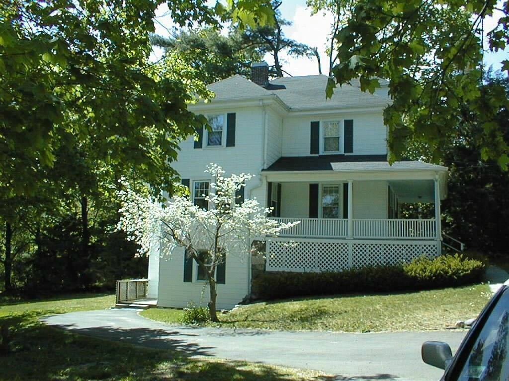 Primary Photo - 138Rear Weston Rd