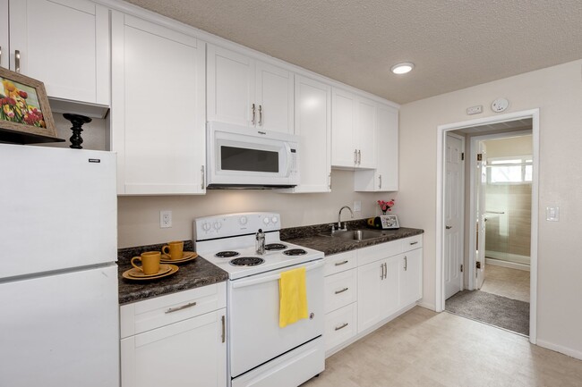 Interior Photo - Walnut Tree Manor