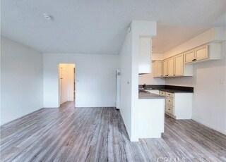 Foto del edificio - 5050 Linden Ave