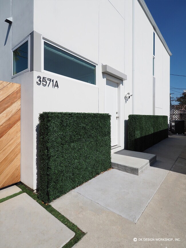 Building Photo - 3571 Helms Ave