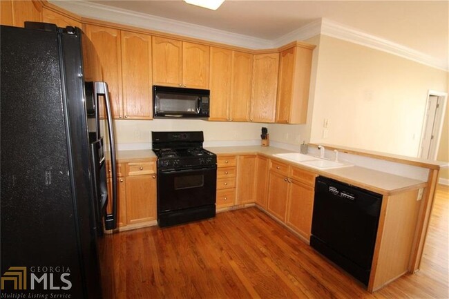 Building Photo - 3545 Deep Cove Dr