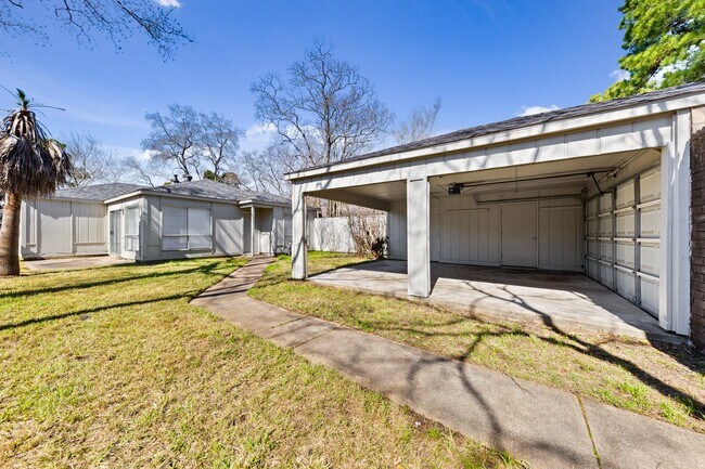 Foto del edificio - 10635 Autumn Meadow Ln