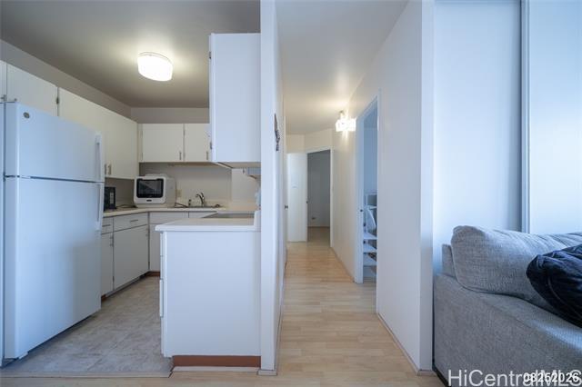 Building Photo - 1425 Liliha St