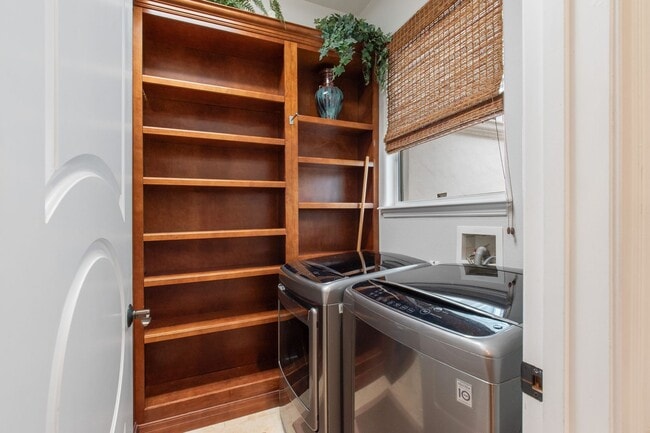 Photo - Luxury Rental Available House