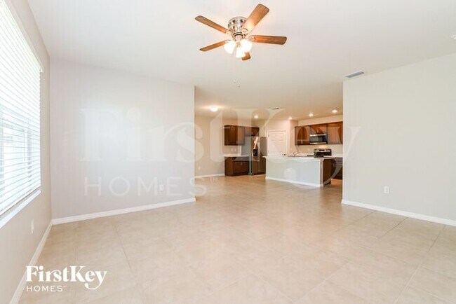 Foto del edificio - 2705 SW 4th Ln