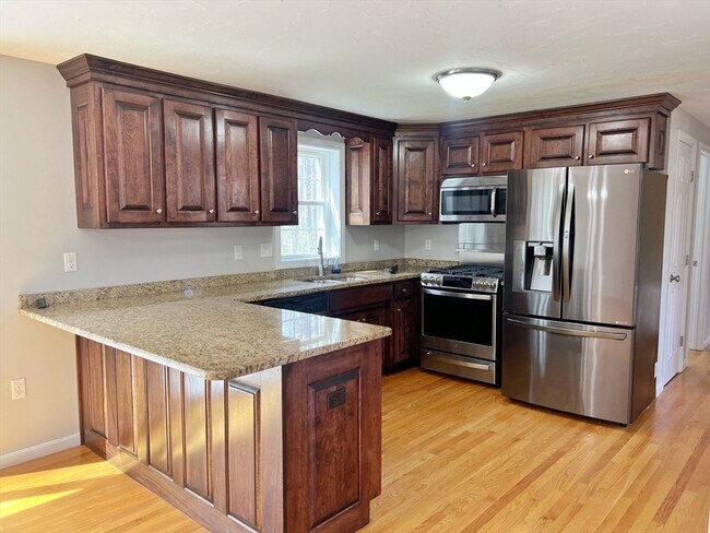 Foto del edificio - 78 Bayberry Hill Rd