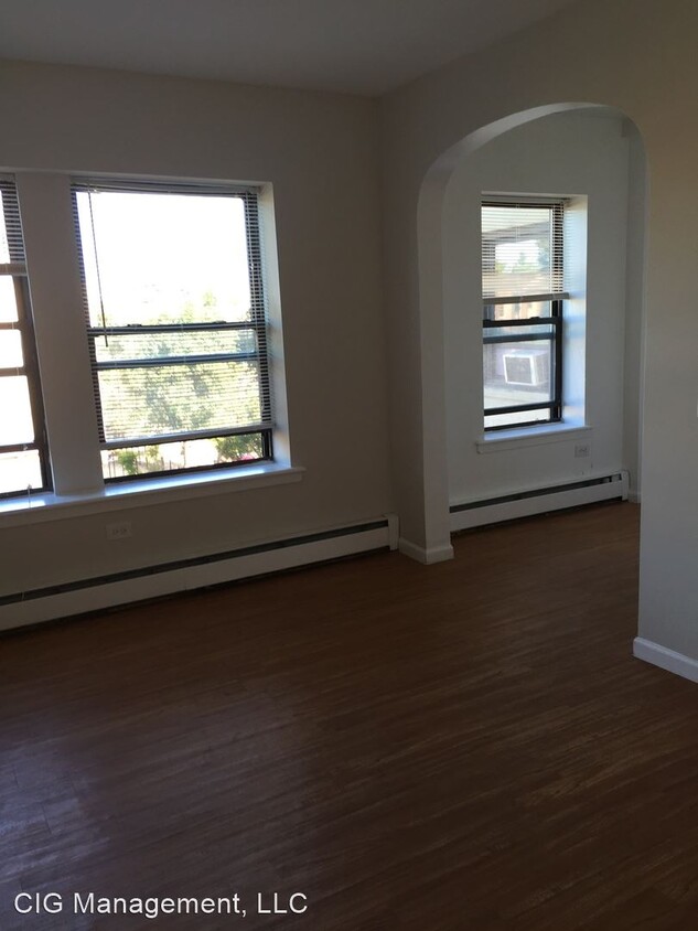 Primary Photo - 1528 W Morse Ave