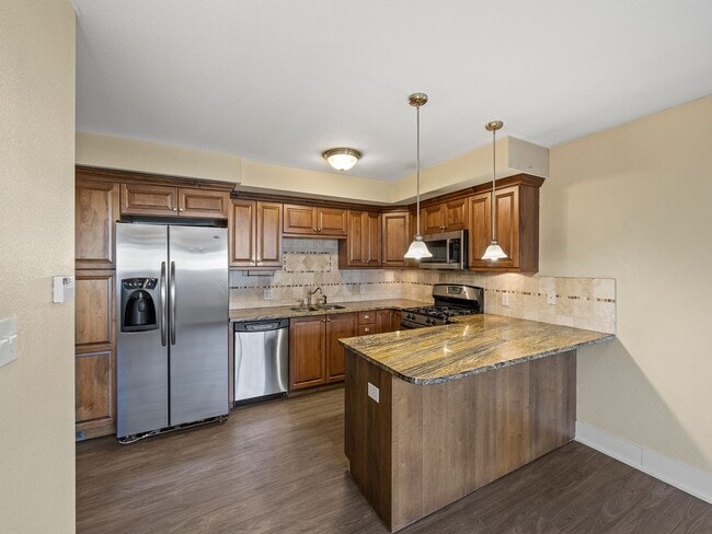 Foto del edificio - Prime Old Town Location | 2 Bed, 1 Bath Condo