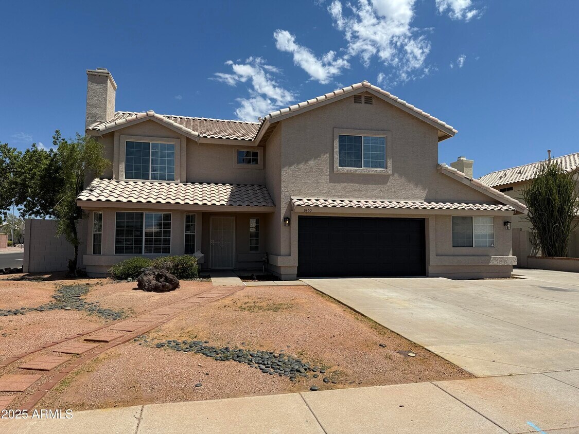 Primary Photo - 8460 W Aster Dr