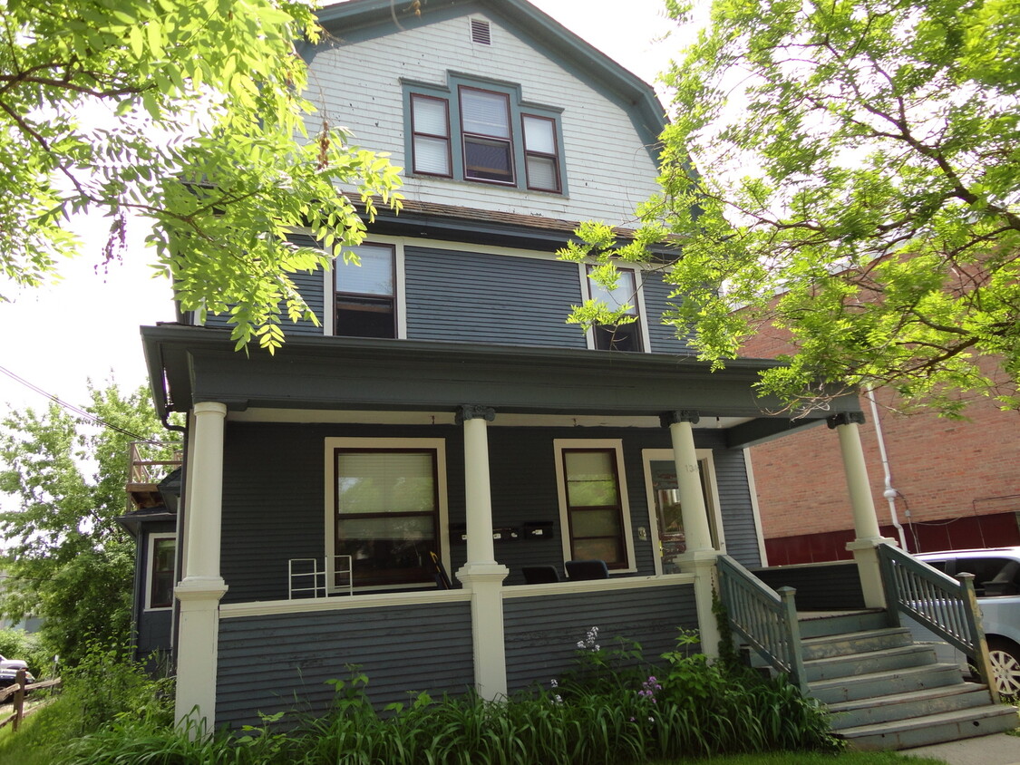 Primary Photo - 1346 Geddes