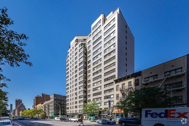 Foto del edificio - 345 E 69th St