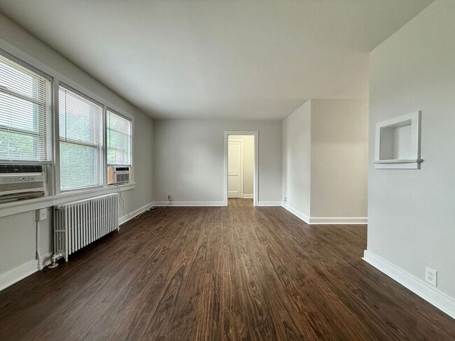 Foto del edificio - 1400 Kenmore Ave