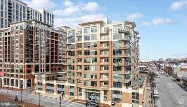 Building Photo - 1400 Lancaster St