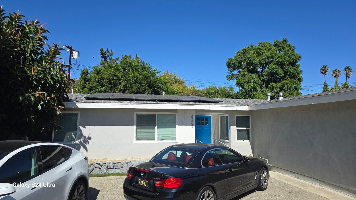Foto principal - 22305 Schoolcraft St